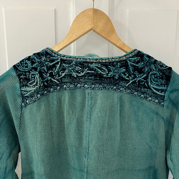 Soft Surroundings Butterfly knit top green/Teal Long Sleeve Women's Tunic size M - Picture 11 of 16